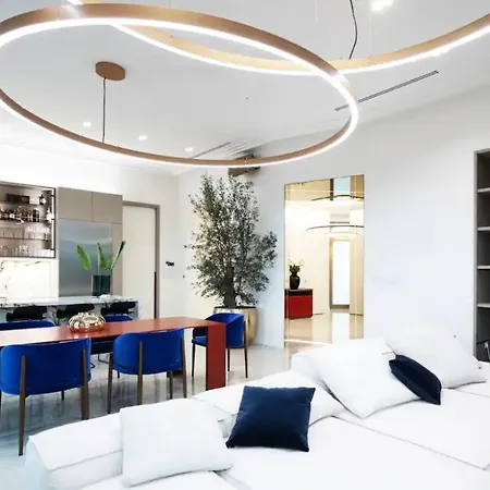 Luxury Penthouse In Downtown Apartamento