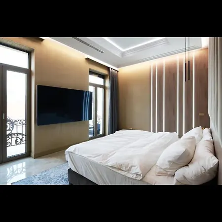 Apartamento Luxury Penthouse In Downtown Budapest